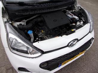 Hyundai I-10 1.0i COMFORT picture 10