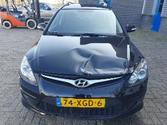 Hyundai I-30 CW 1.6i i-Motion picture 8