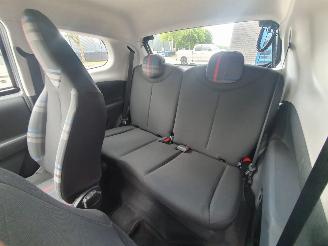 Peugeot 108 1.0 AUTOMAAT picture 24