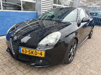 skadebil auto Alfa Romeo Giulietta 1.4 T Distinctive 2011/10