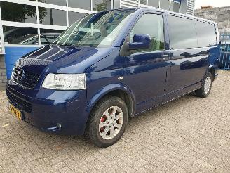 Damaged car Volkswagen Transporter 2.5 TDI 340 Comfortline DC 2007/1
