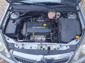 Opel Vectra GTS 1.8-16V Executive Automaat picture 9