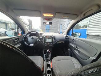Renault Captur 0.9 TCe Expression picture 17