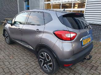 Renault Captur 1.2 TCe Dynamique AUTOMAAT picture 3