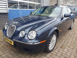 Vaurioauto  passenger cars Jaguar S-type 2.7D V6 Executive Automaat 2007/2