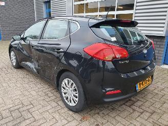 Kia Cee d 1.6 GDI Business Pack picture 3