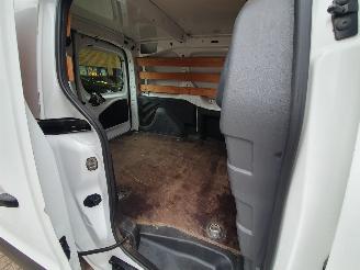 Peugeot Partner Automaat 120 1.6 e-HDI L1 XT Profit + 2Tronic Schadevrij picture 20