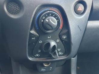 Toyota Aygo 1.0 VVT-i x-fun picture 23