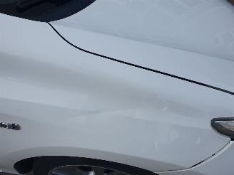 Toyota Auris 1.8 Hybrid Lease picture 14