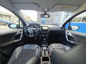 Peugeot 2008 1.2 Automaat PureTech Blue Lease Allure picture 15