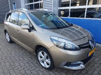 Renault Grand-scenic 1.2 TCe R-Cinéma picture 7