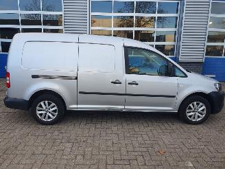 Volkswagen Caddy maxi 1.6 TDI Maxi Economy Baseline picture 6