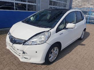 krockskadad bil auto Honda Jazz 1.4 HYBRID Elegance 2014/9
