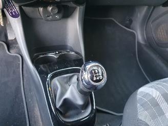 Peugeot 108 1.0 e-VTi Allure picture 21