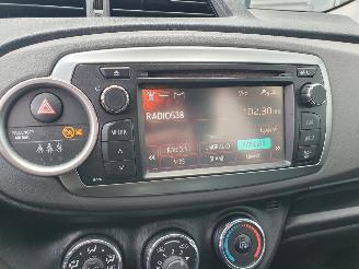 Toyota Yaris 1.3 VVT-i Aspiration picture 19