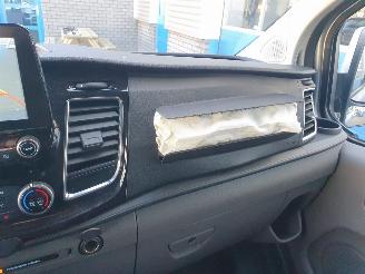 Ford Transit Custom 280 2.0 TDCI L1H1 Limited picture 18