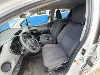 Toyota Yaris 1.0 VVT-i Style picture 13