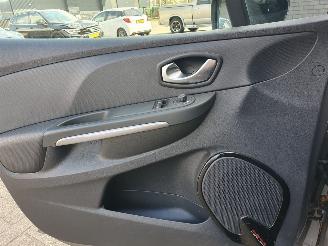 Renault Clio 0.9 TCe Limited picture 10