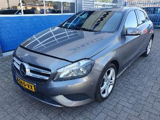 damaged passenger cars Mercedes A-klasse 180 Ambition 2015/8