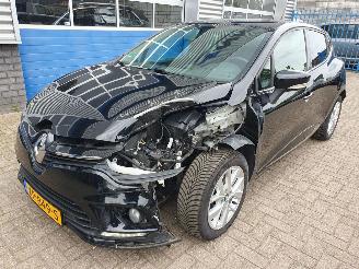 Voiture accidenté Renault Clio 0.9 TCe Limited 2019/2