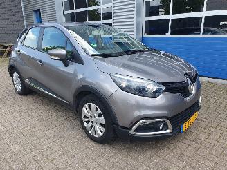 Renault Captur 1.5 dCi Expression picture 7
