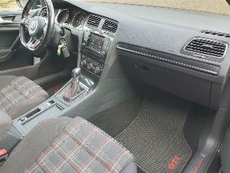 Volkswagen Golf 2.0 TSI GTI Performance DSG picture 33