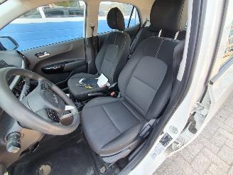 Kia Picanto 1.0 DPi ComfortLine picture 15