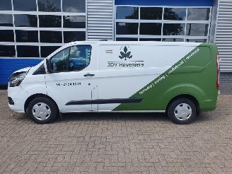 Ford Transit 300 2.0 TDCI L2 Ambiente picture 2