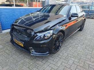 skadebil auto Mercedes C-klasse 250 Prestige Automaat 2015/12