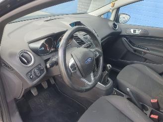 Ford Fiesta 1.5 TDCi picture 12