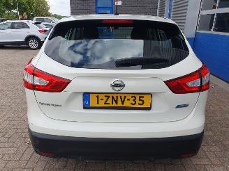Nissan Qashqai 1.5 dCi Connect Edition picture 4