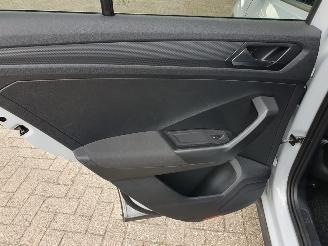 Volkswagen T-Roc 1.5 TSI Sport Automaat picture 27