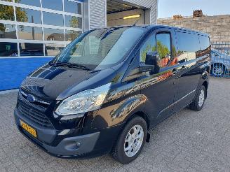 krockskadad bil bedrijf Ford Transit Custom 290 2.2 TDCI L2H1 Trend DC 2014/9