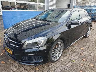 Coche accidentado Mercedes A-klasse 180 Prestige 2013/4