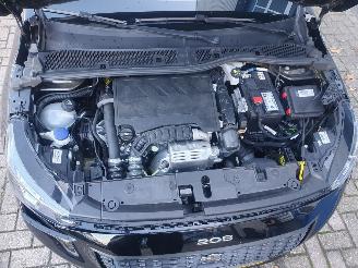 Peugeot 208 1.2 PureTech Active Pack picture 9
