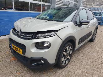 skadebil auto Citroën C3 1.2 PureTech Shine 2018/1