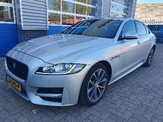 Schadeauto Jaguar XF 2.0d Portfolio R-Sport Automaat 2016/4