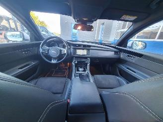 Jaguar XF 2.0d Portfolio R-Sport Automaat picture 16