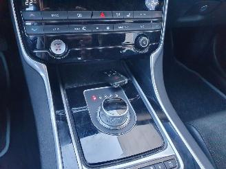 Jaguar XF 2.0d Portfolio R-Sport Automaat picture 23