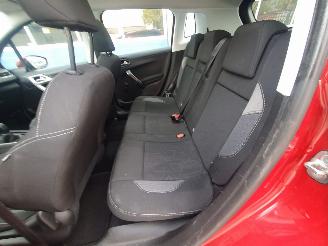 Peugeot 2008 1.2 PureTech Blue Lion picture 26