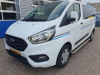 skadebil caravan Ford Transit Custom 320 2.0 TDCI L2H1 Trend 2018/6