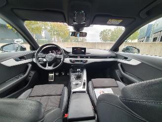 Audi A4 Avant 2.0 TDI Sport S line edition Schadevrij picture 15