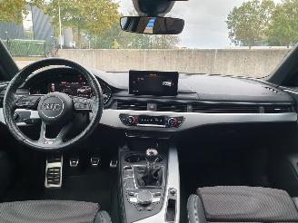 Audi A4 Avant 2.0 TDI Sport S line edition Schadevrij picture 16