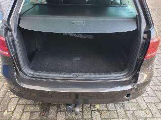 Volkswagen Passat 1.6 TDI BlueMotion Executive Edition picture 27