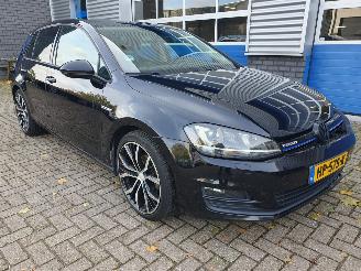 Auto incidentate Volkswagen Golf Automaat 1.0 TSI Business Edition Connected 2015/12