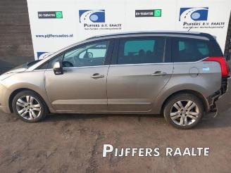 Salvage car Peugeot 5008 5008 I (0A/0E), MPV, 2009 / 2017 1.6 THP 16V 2012/1