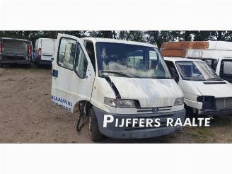 Uttjänta bilar auto Peugeot Boxer Boxer (230L), Van, 1994 / 2005 2.5D 320M 12V 2000/7