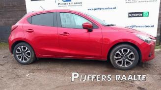 Vrakbiler auto Mazda 2 2 (DJ/DL), Hatchback, 2014 1.5 SkyActiv-G 90 2016/8