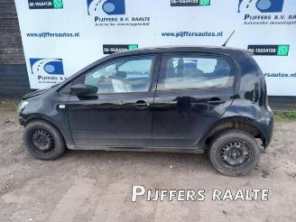 Vrakbiler auto Volkswagen Up! Up! (121), Hatchback, 2011 1.0 12V 60 2013/3