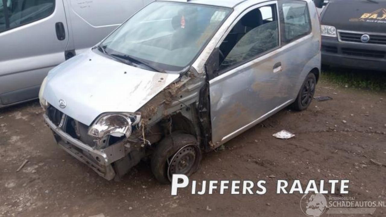 Daihatsu Cuore Cuore (L251/271/276), Hatchback, 2003 1.0 12V DVVT